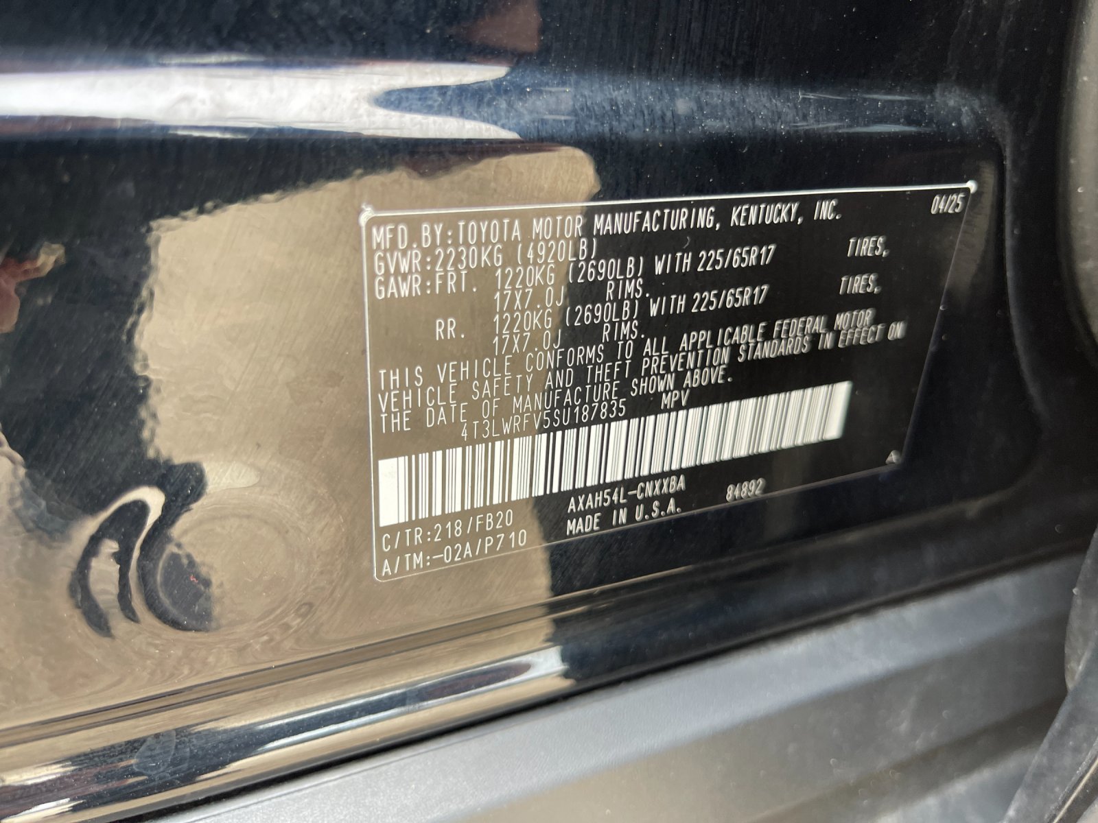 Used 2025 Midnight Black Metallic Toyota LE image 32