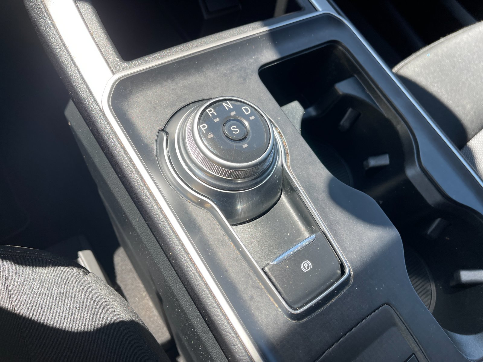 Used 2024 White Ford SE image 23