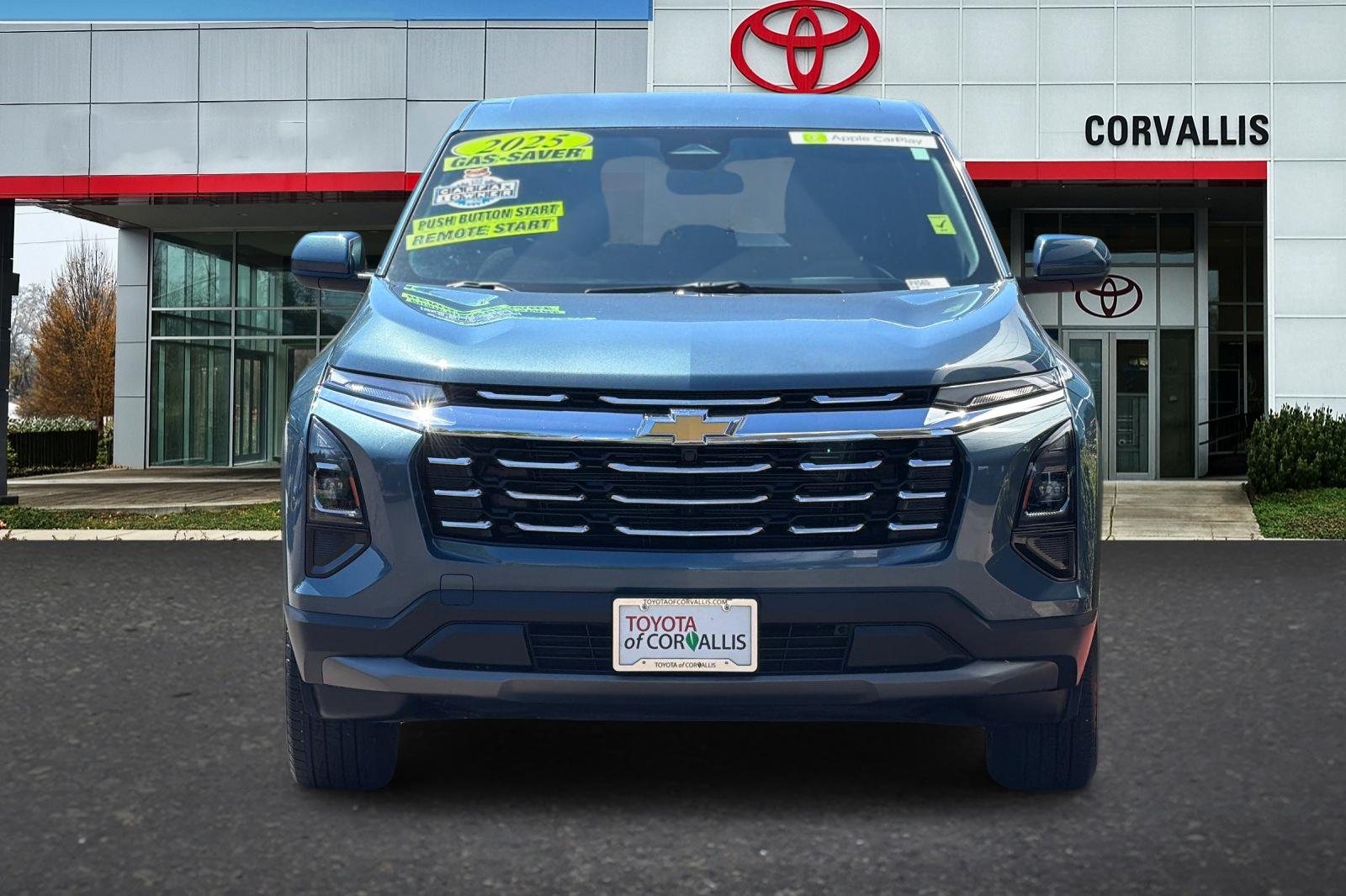 Used 2025 Lakeshore Blue Metallic Chevrolet LT image 9
