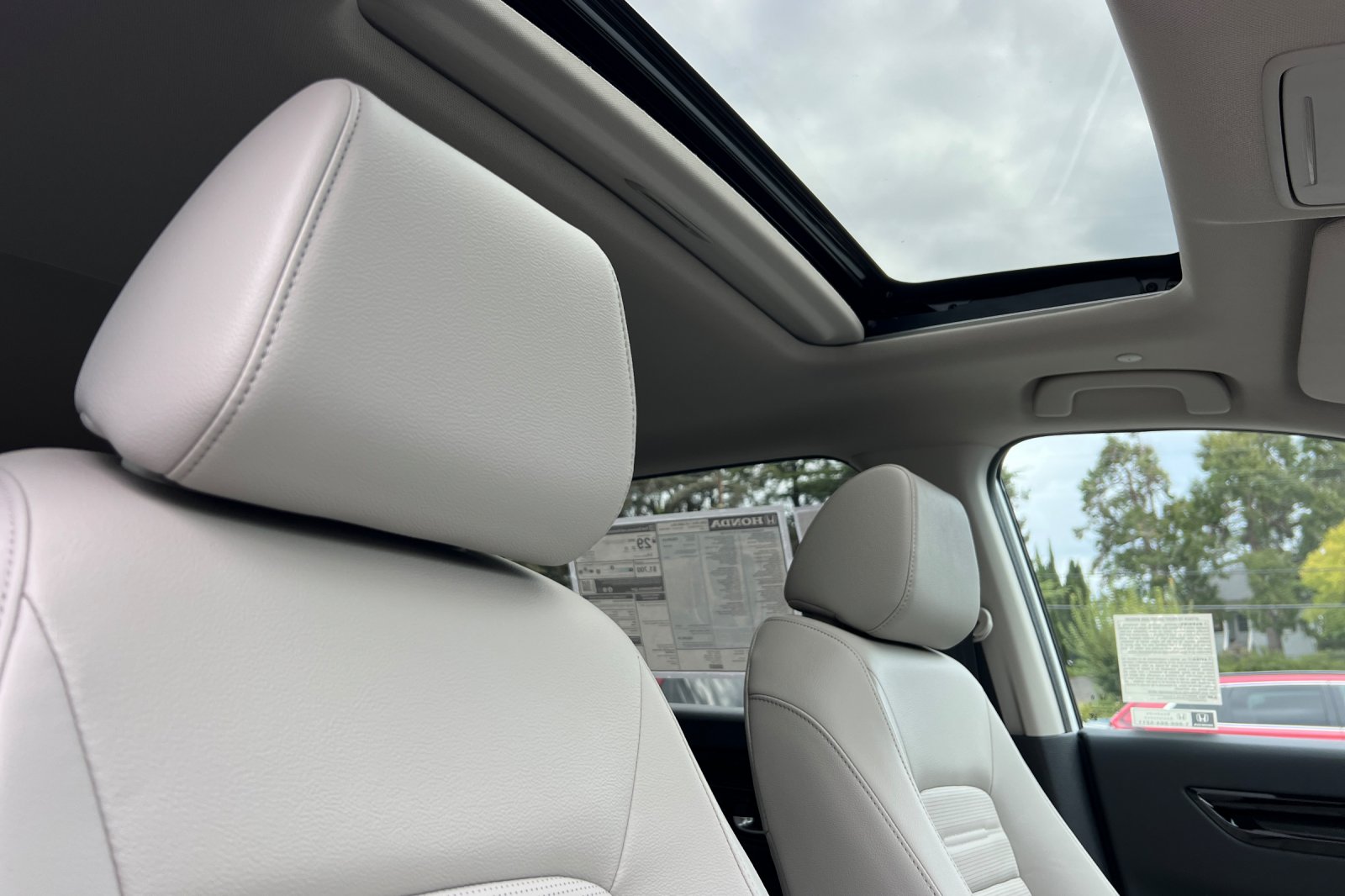 New 2026 Platinum White Pearl Honda EX-L image 14