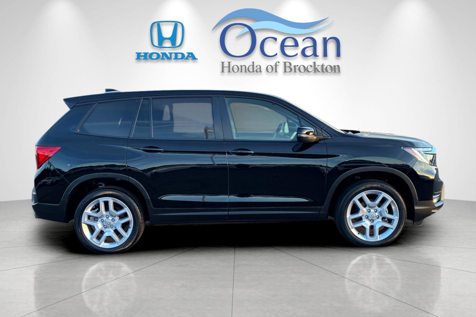 Used 2025 Crystal Black Pearl Honda EX-L image 2