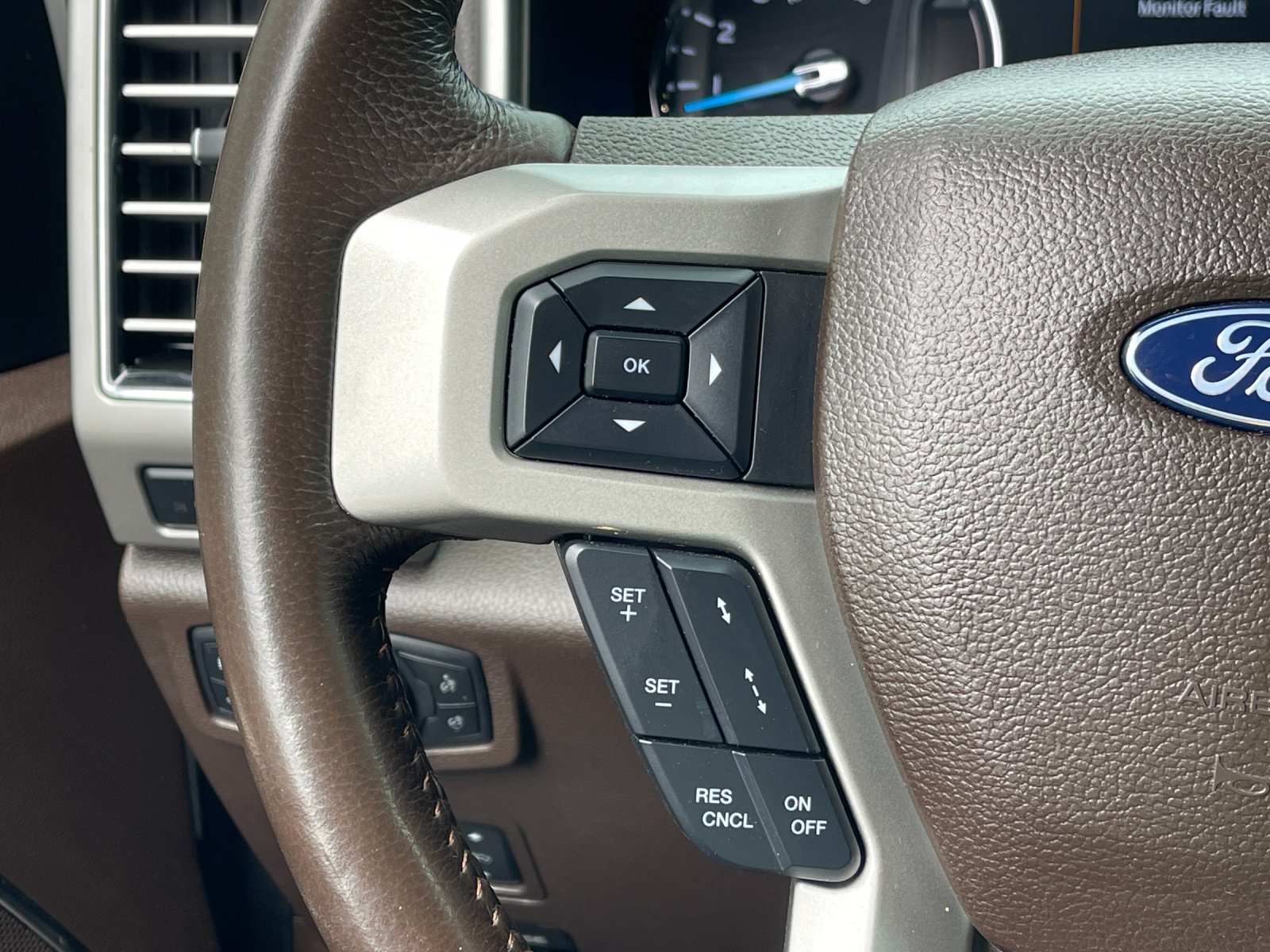 Used 2021 White Ford King Ranch image 27