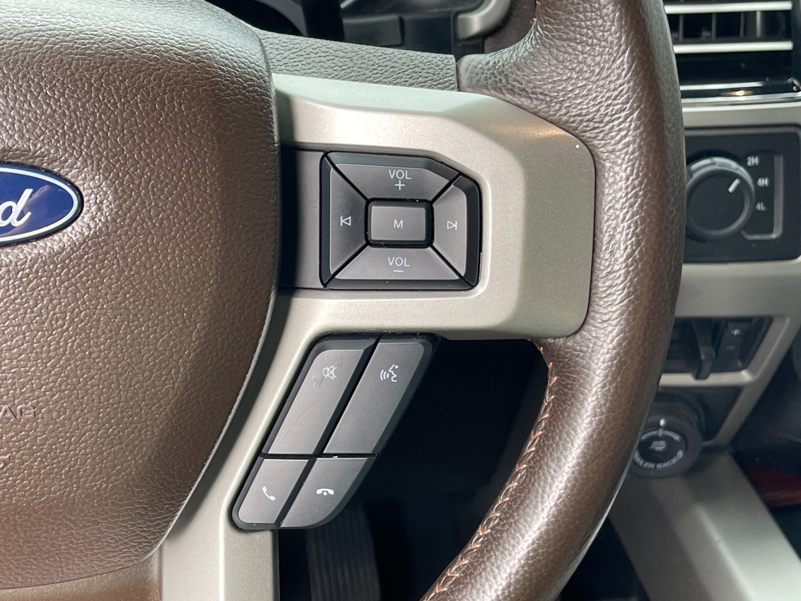 Used 2021 White Ford King Ranch image 28