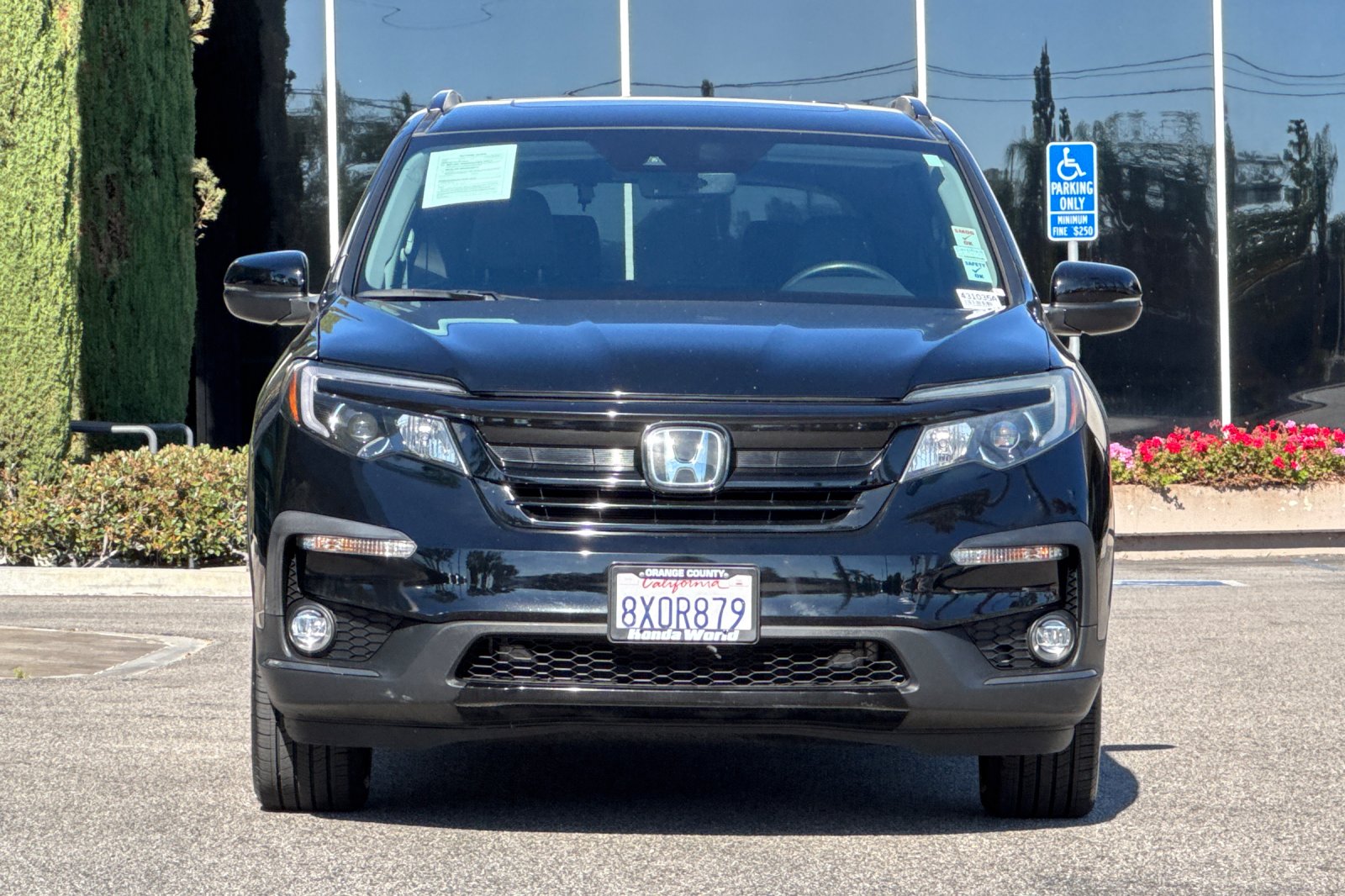 Certified Used 2021 Crystal Black Pearl Honda 2WD SE image 9