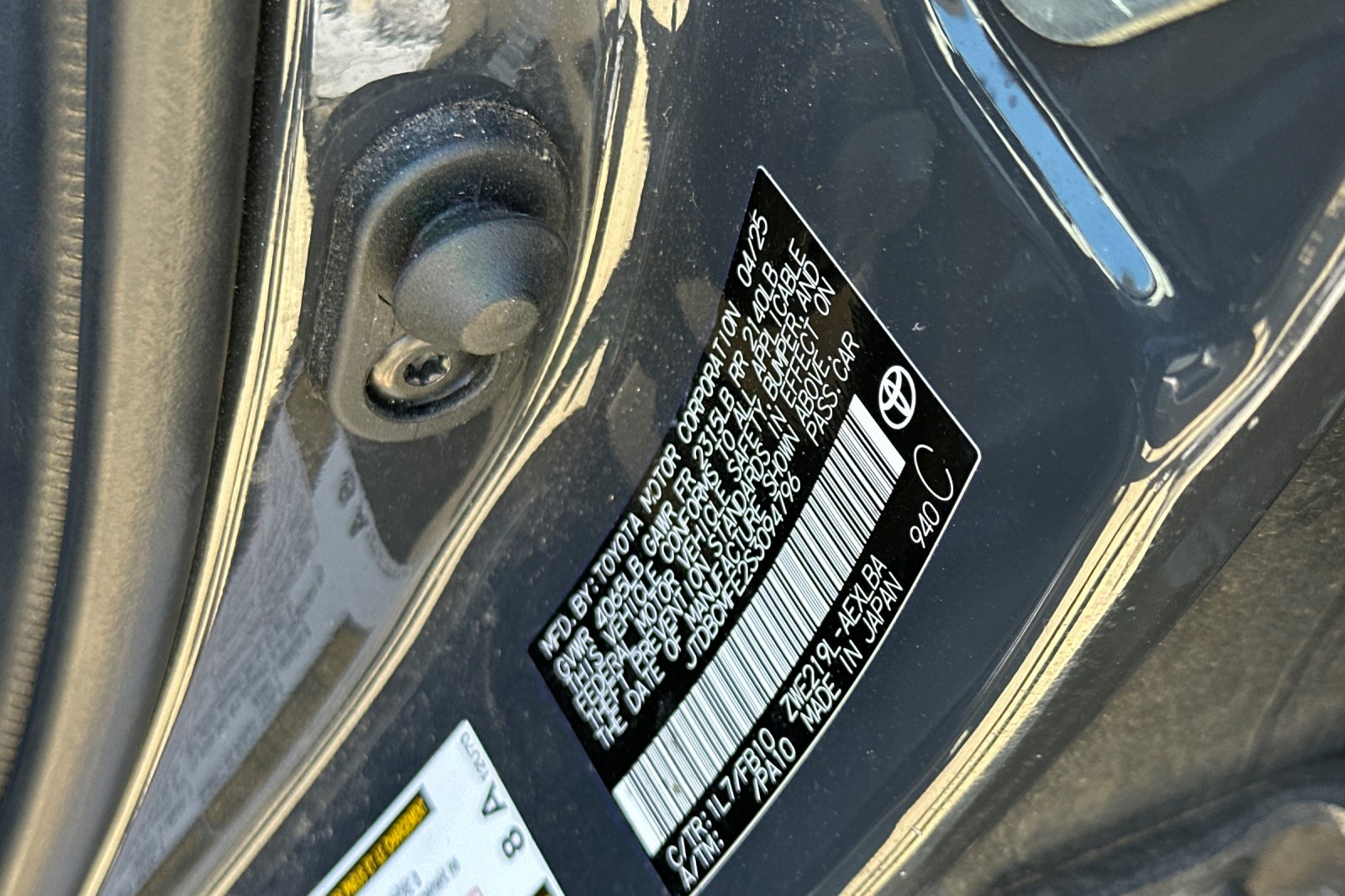 Used 2025  Toyota LE image 12