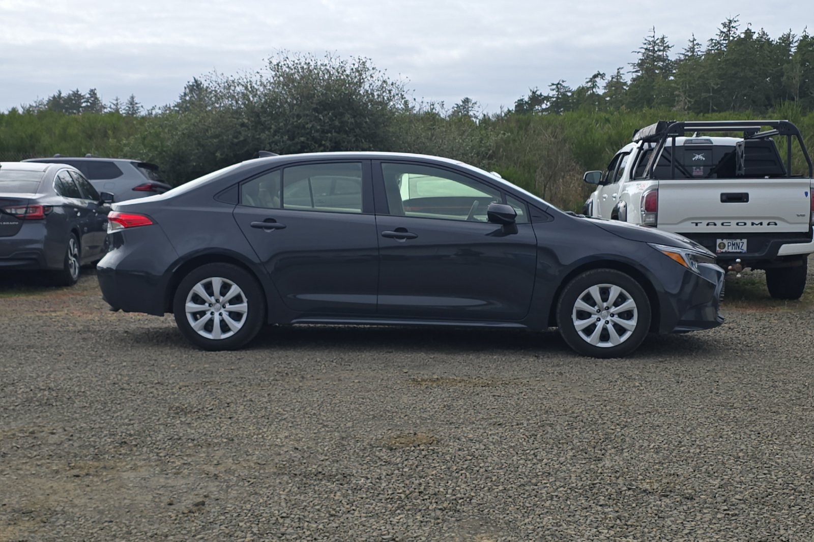 Used 2025  Toyota LE image 3