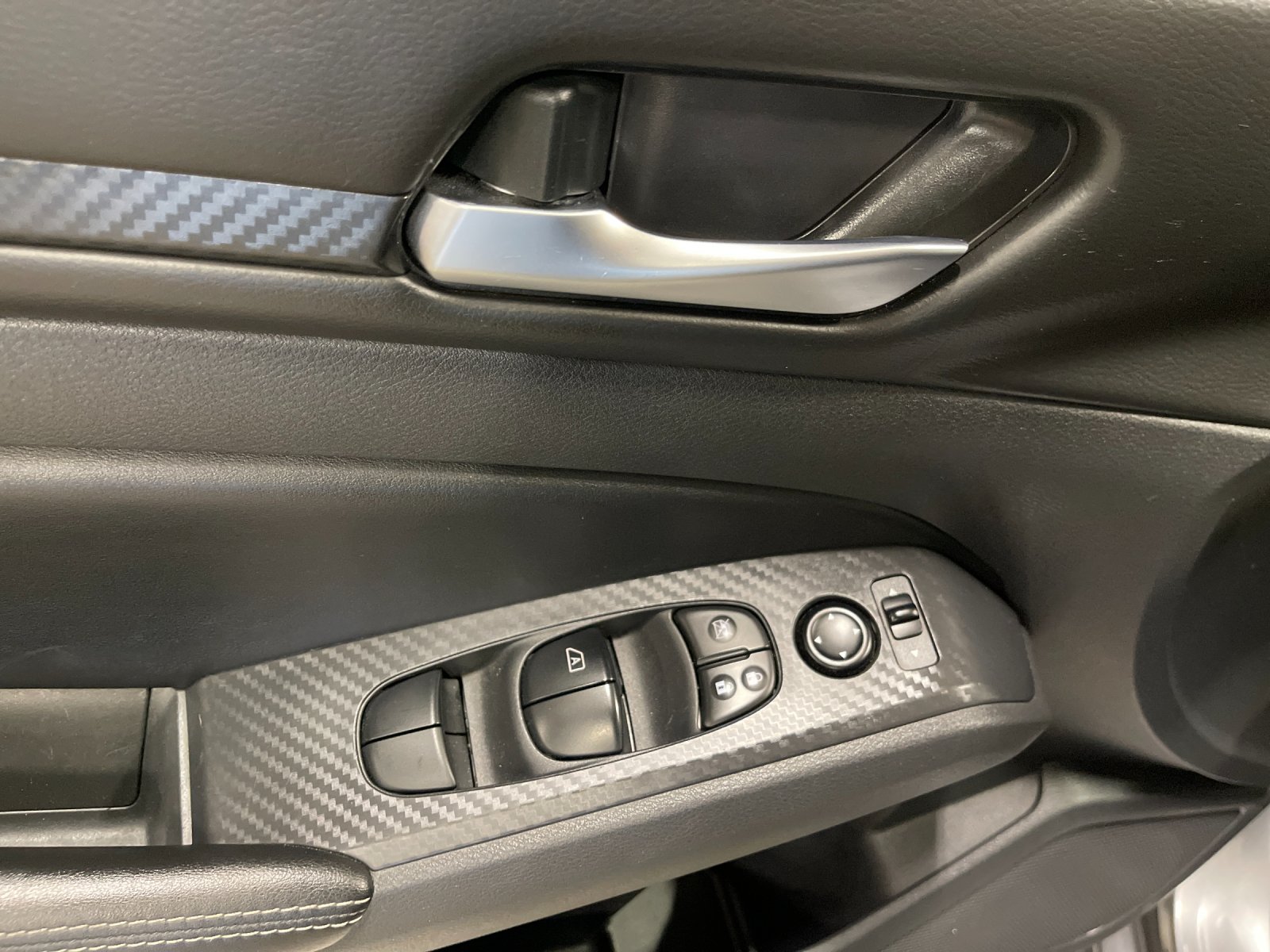 Used 2025 Gray Nissan 2.5 SV image 13