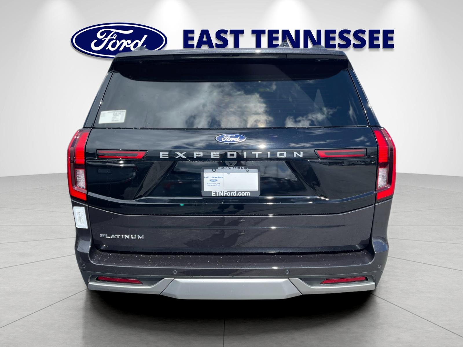 New 2026 Gray Ford Platinum image 4