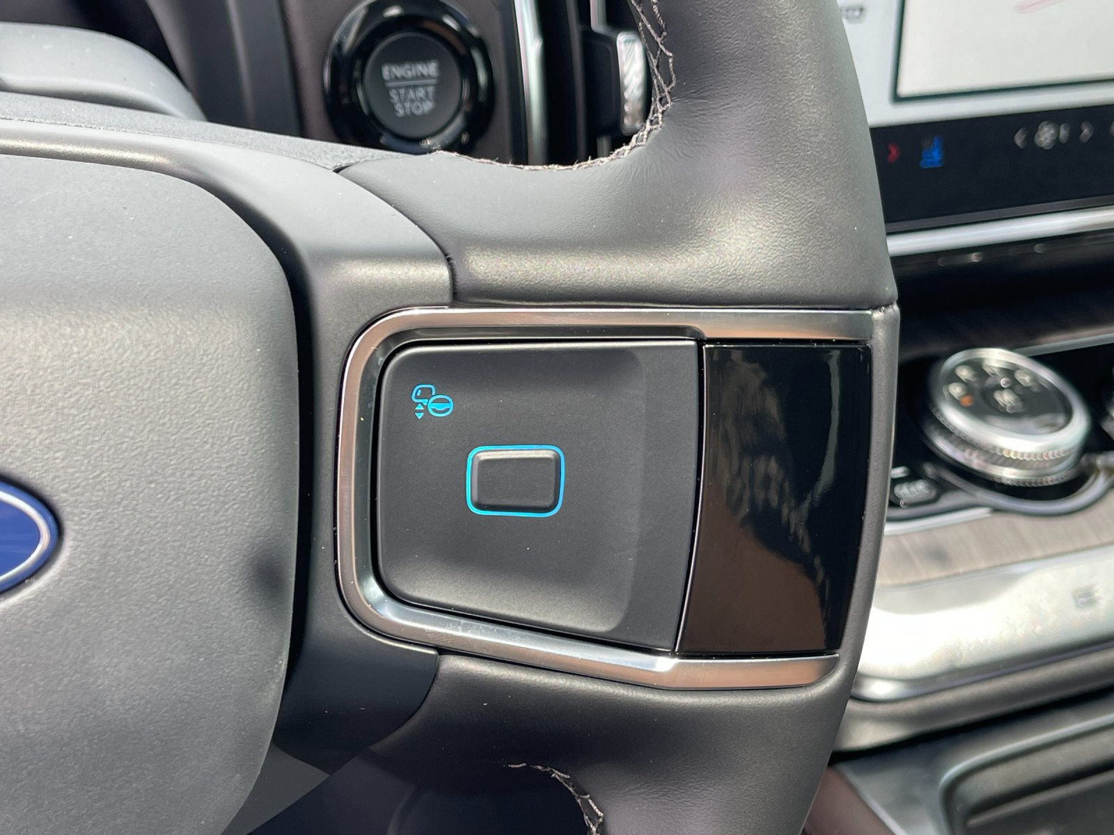 New 2026 Gray Ford Platinum image 28