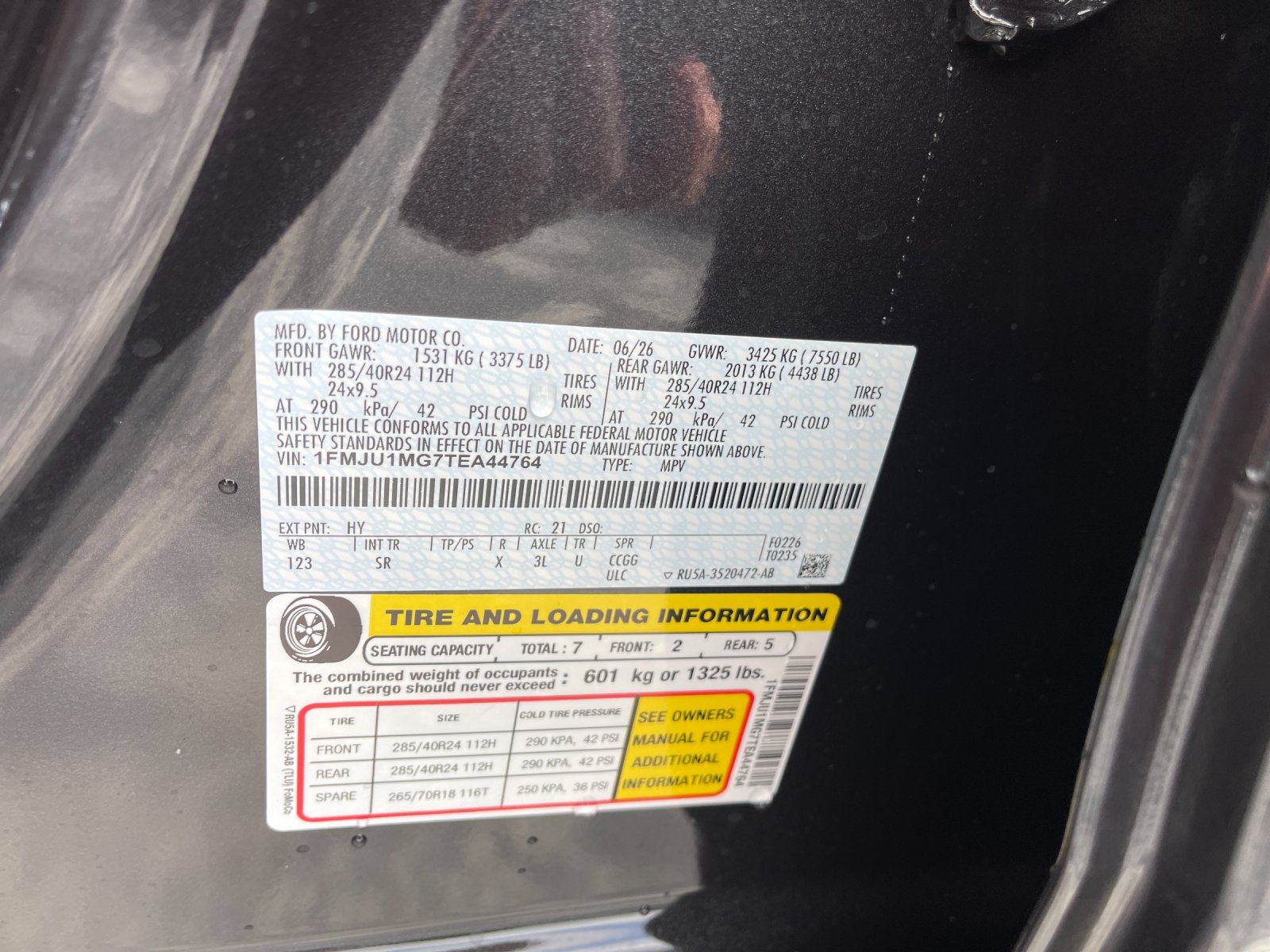 New 2026 Gray Ford Platinum image 33