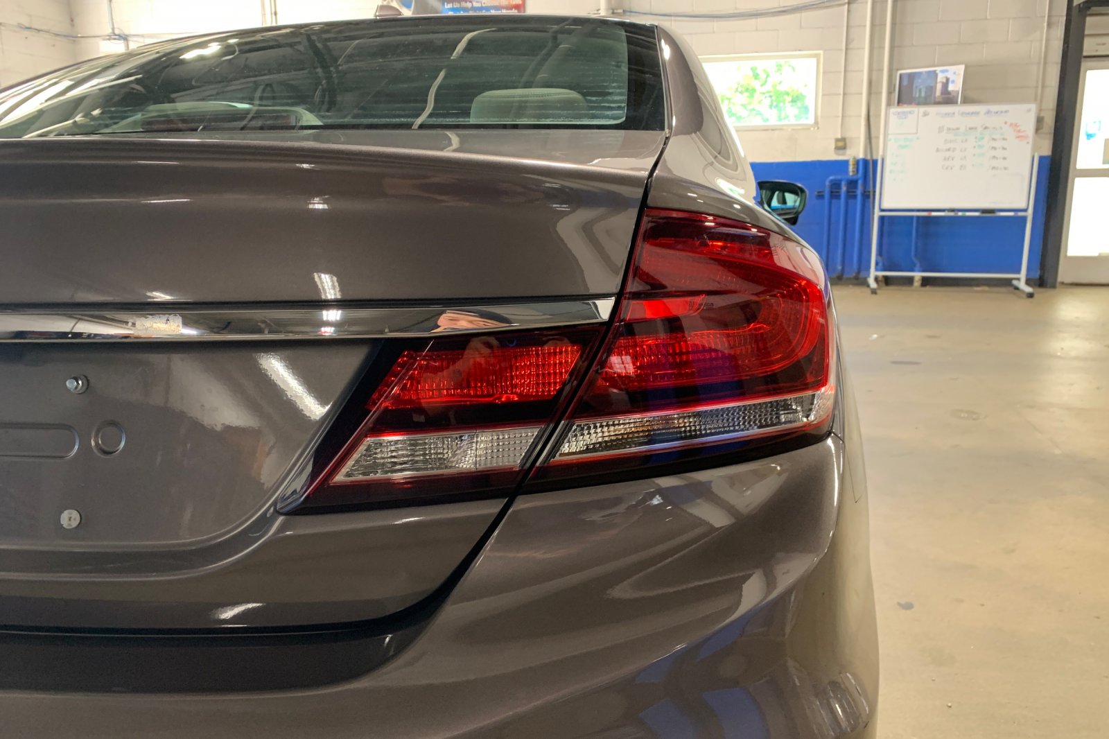 Used 2014 Gray Honda EX-L image 32