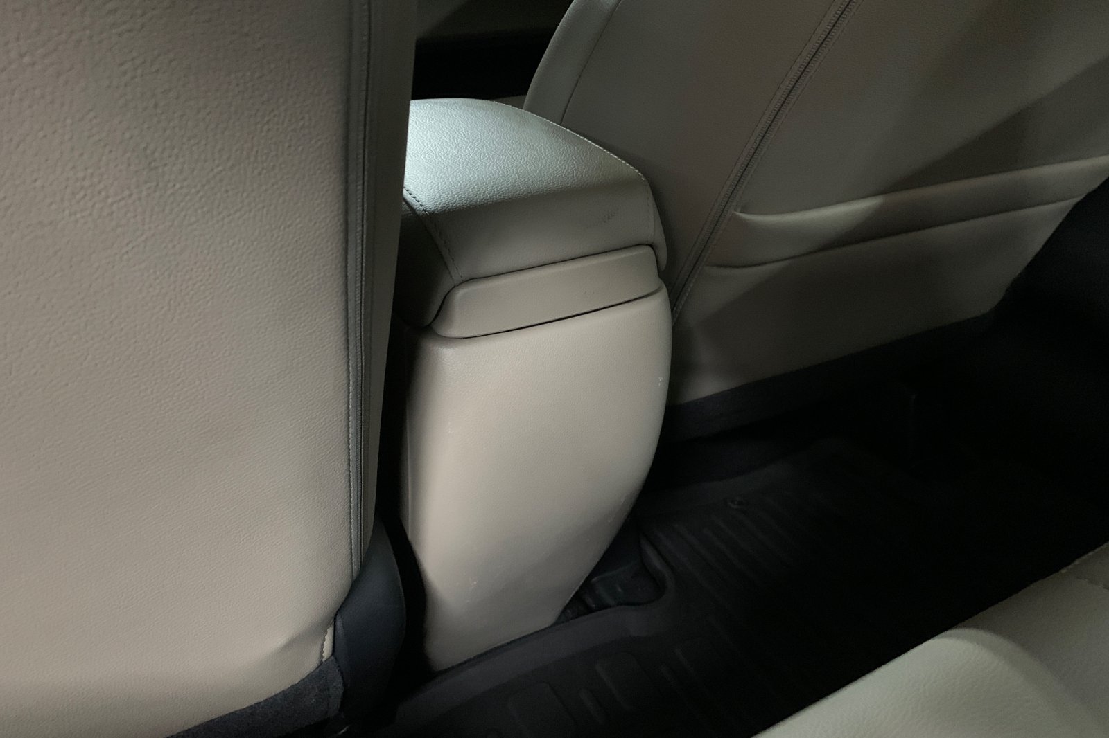 Used 2014 Gray Honda EX-L image 14