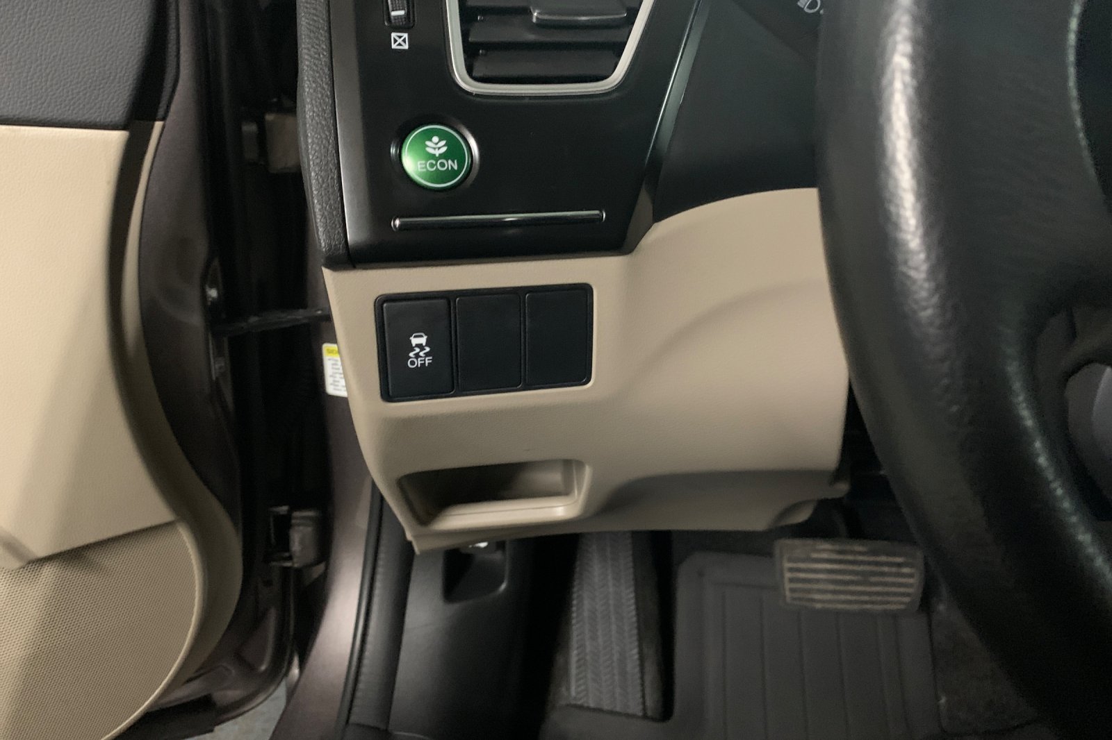 Used 2014 Gray Honda EX-L image 30