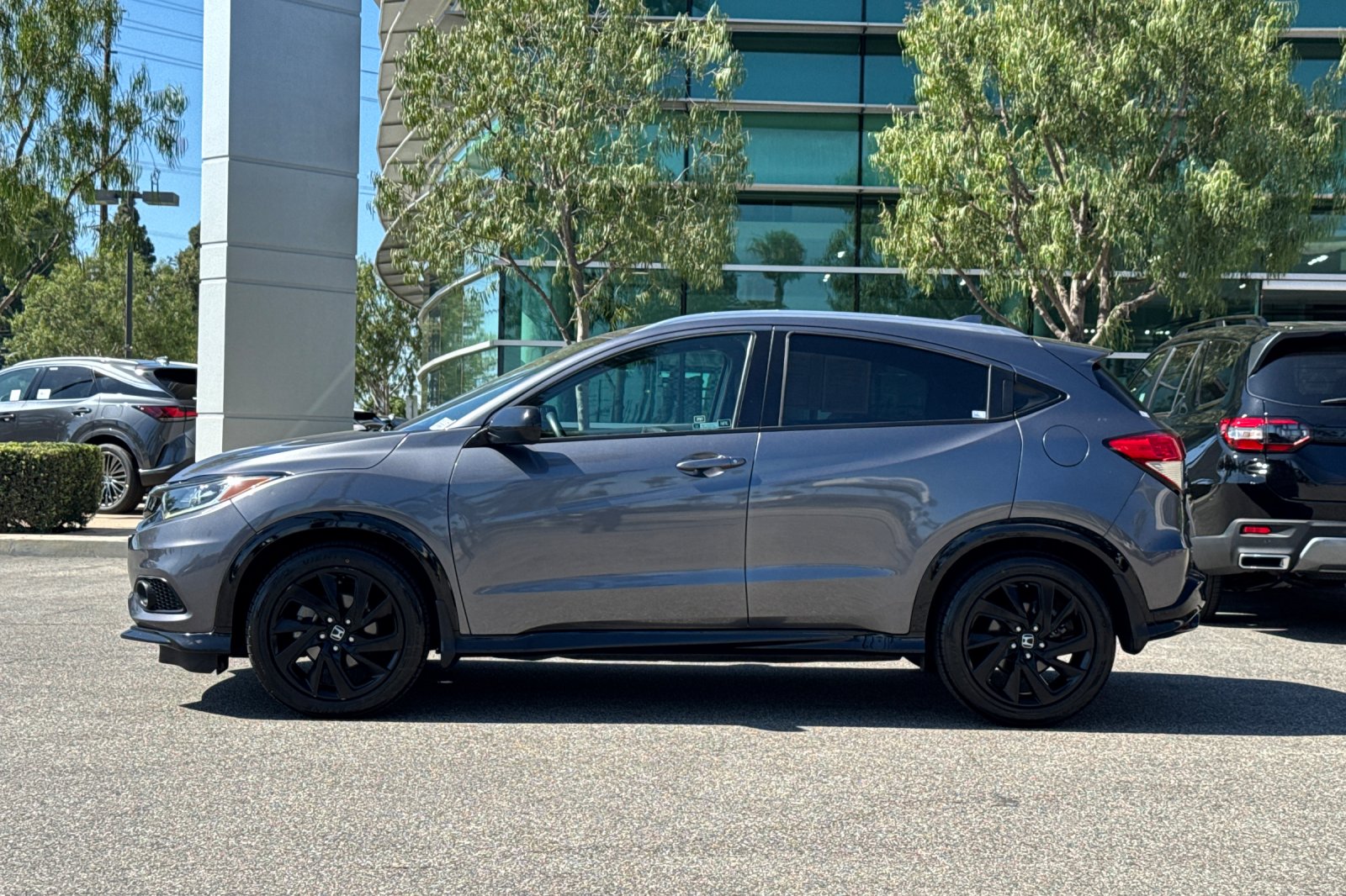 Certified Used 2021 Modern Steel Metallic Honda Sport image 7