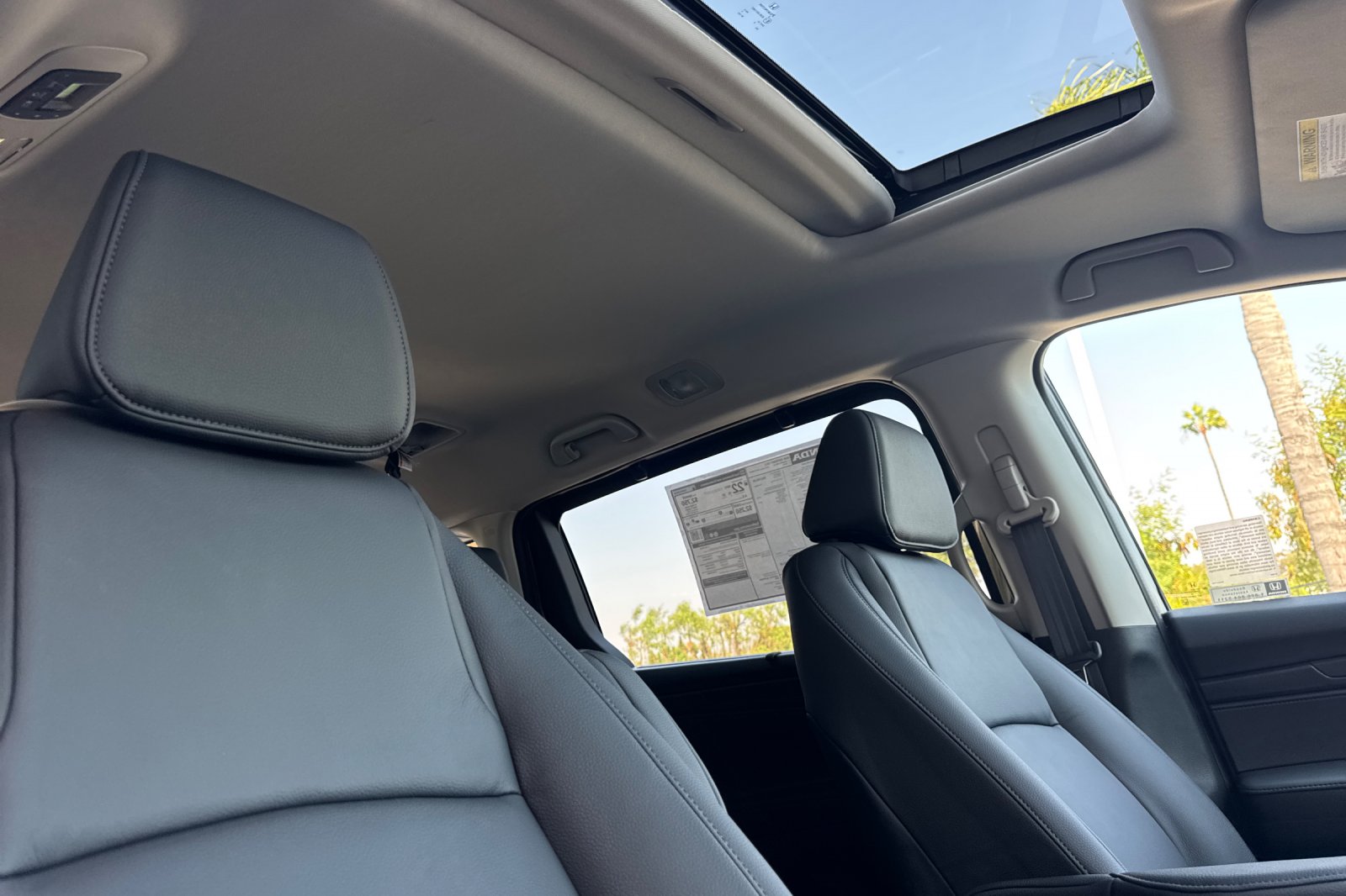 New 2026 Platinum White Pearl Honda EX-L image 19