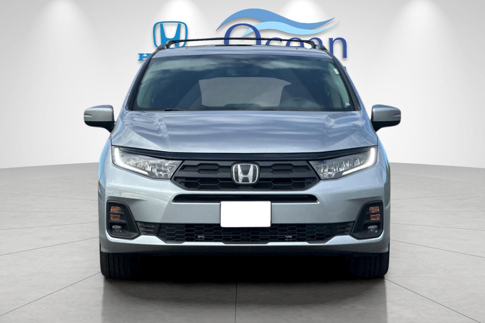 New 2026 Platinum White Pearl Honda EX-L image 8