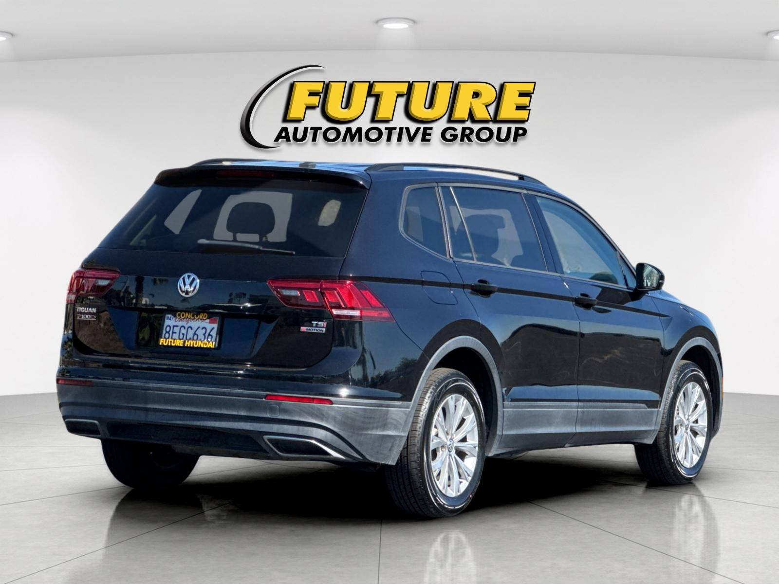Used 2018 Black Volkswagen 2.0T S image 3