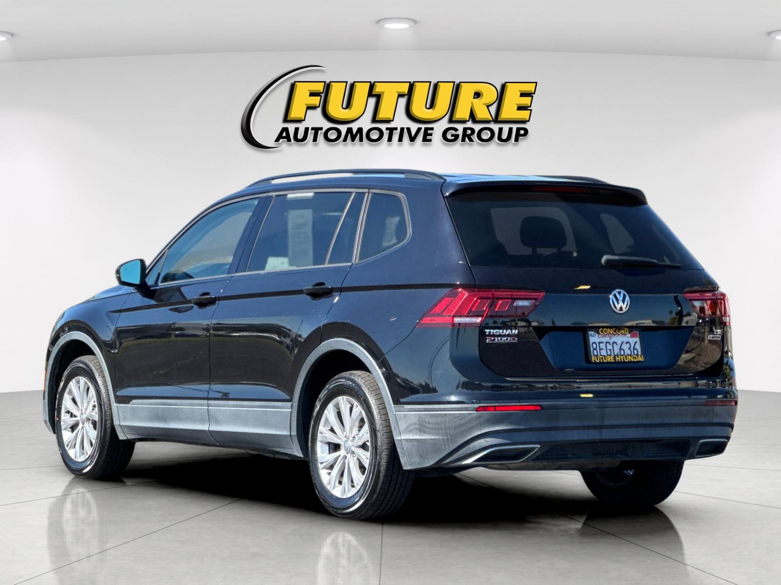 Used 2018 Black Volkswagen 2.0T S image 5
