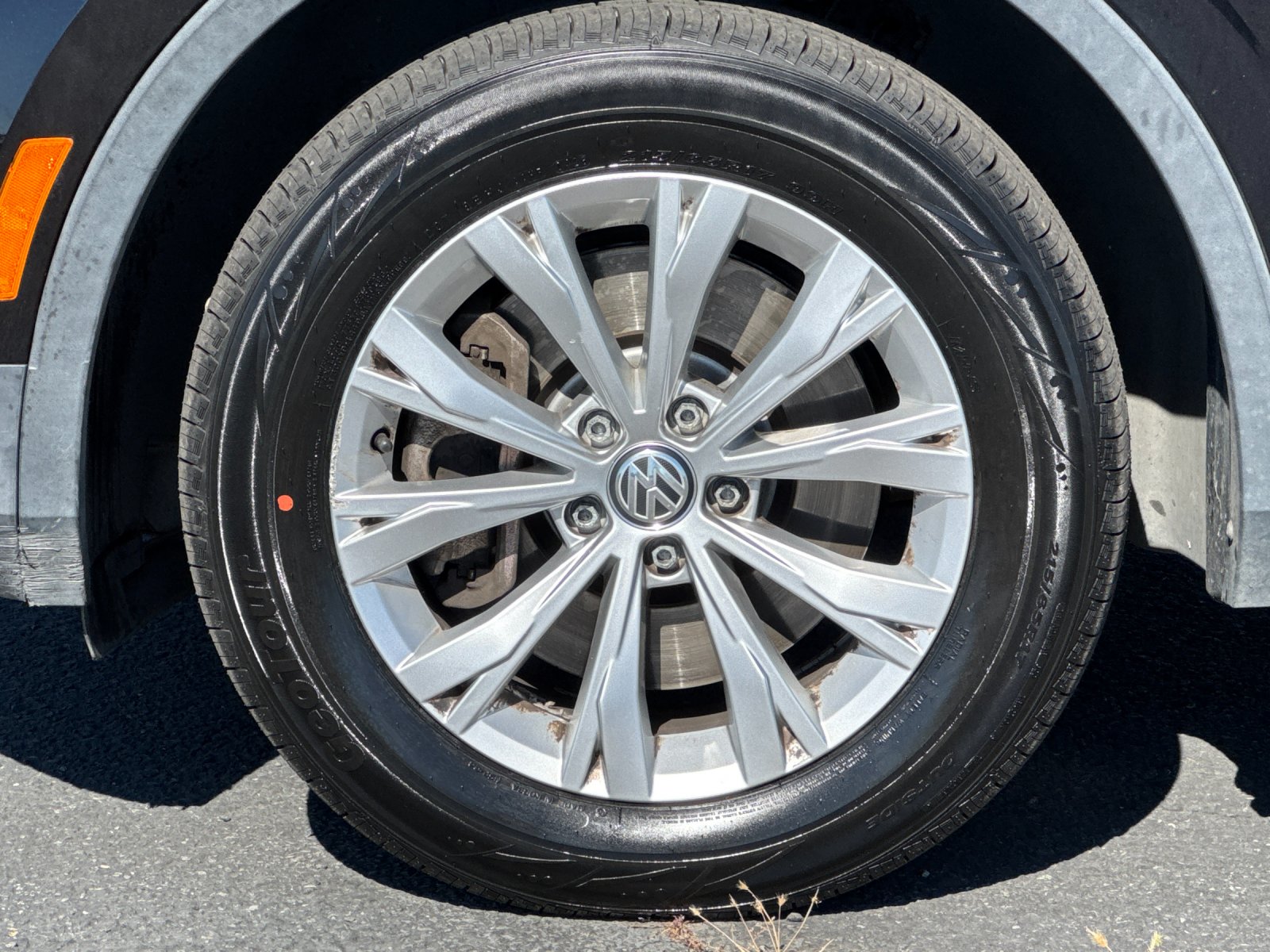 Used 2018 Black Volkswagen 2.0T S image 23