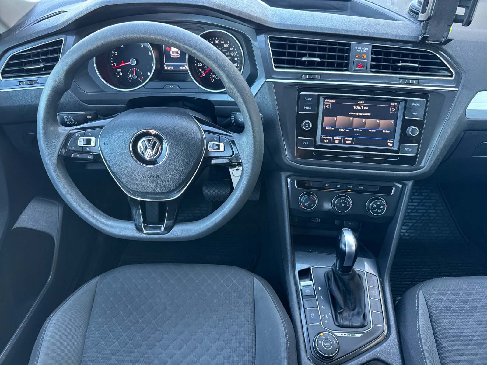 Used 2018 Black Volkswagen 2.0T S image 13