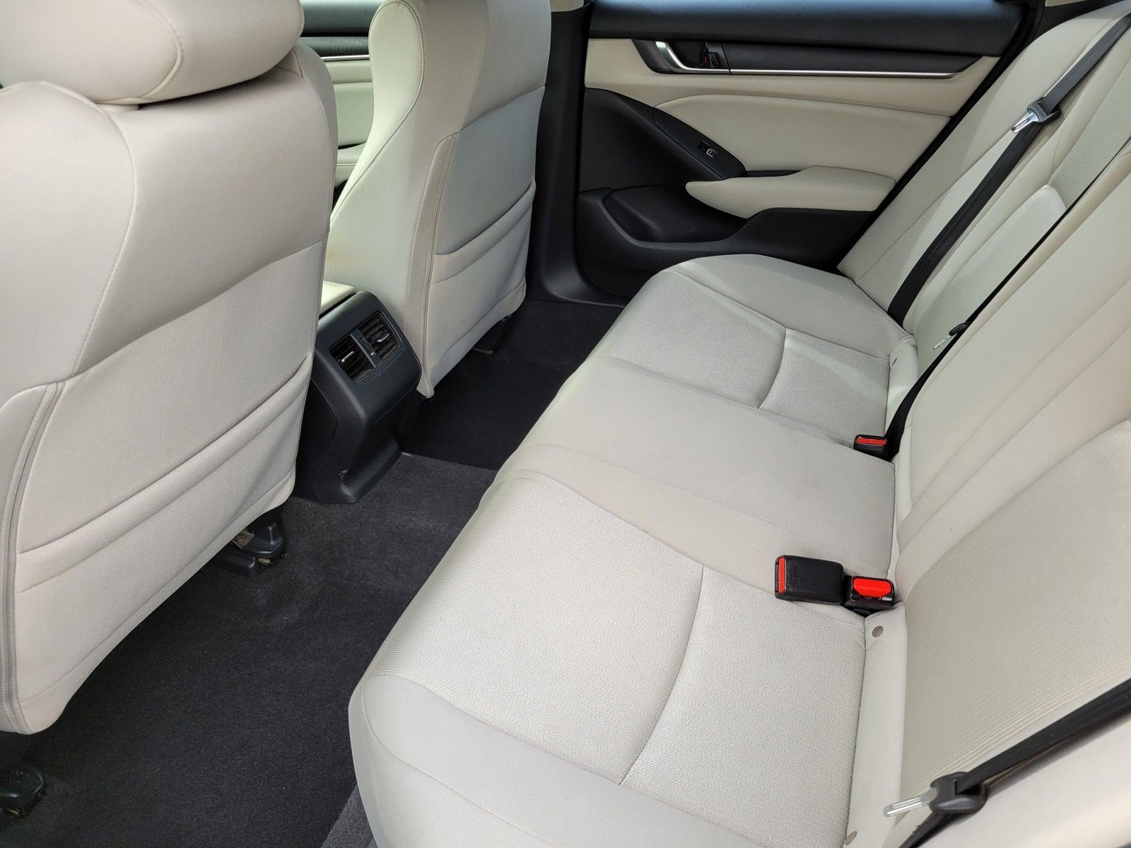 Used 2018 Gold Honda EX image 13