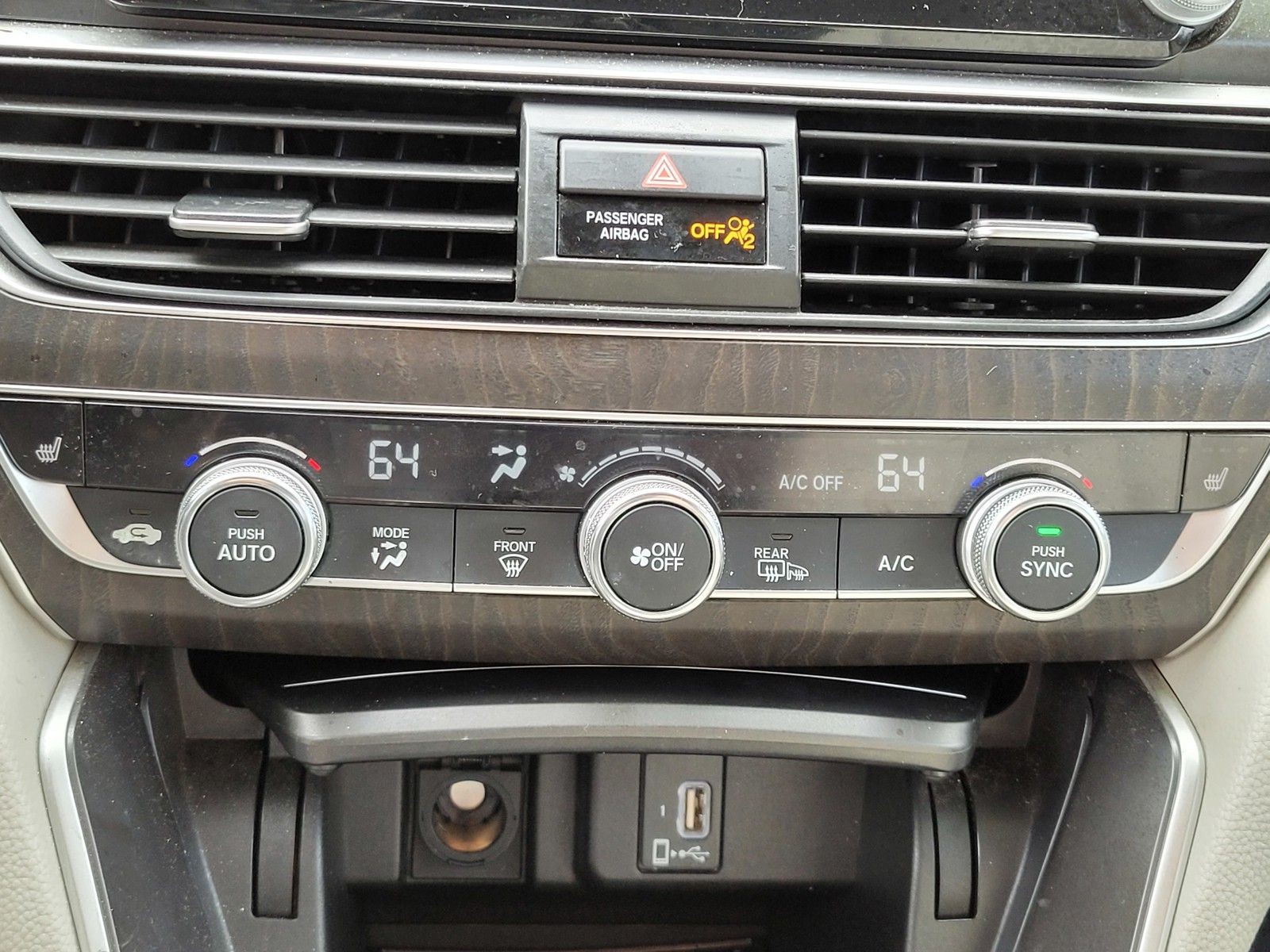 Used 2018 Gold Honda EX image 19