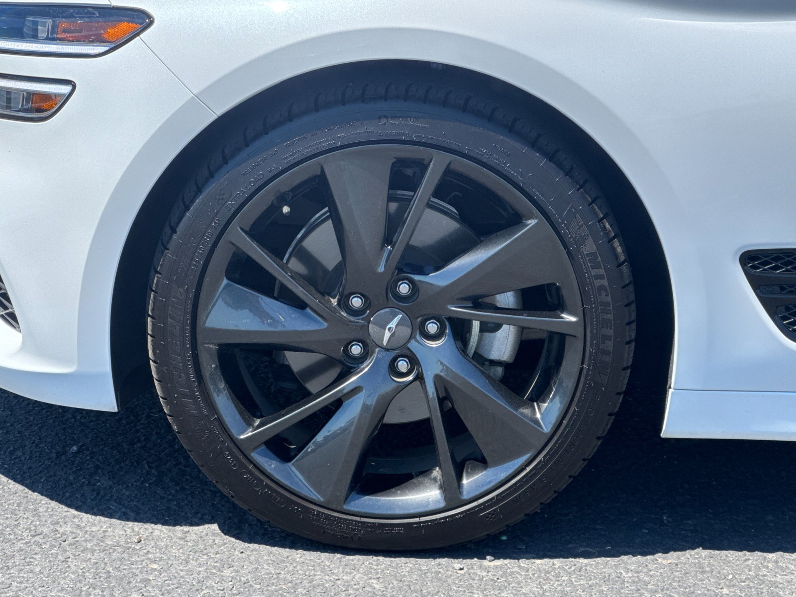 Used 2023 White Genesis 2.0T image 24
