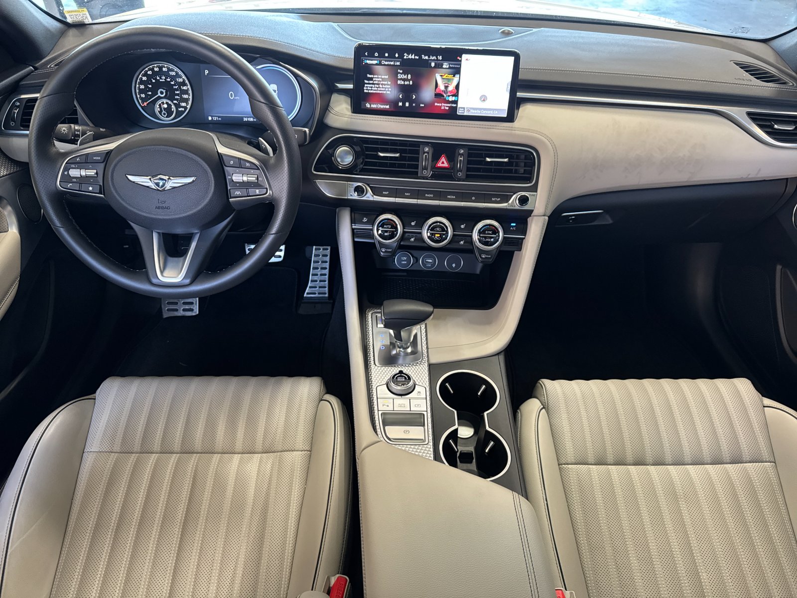 Used 2023 White Genesis 2.0T image 12