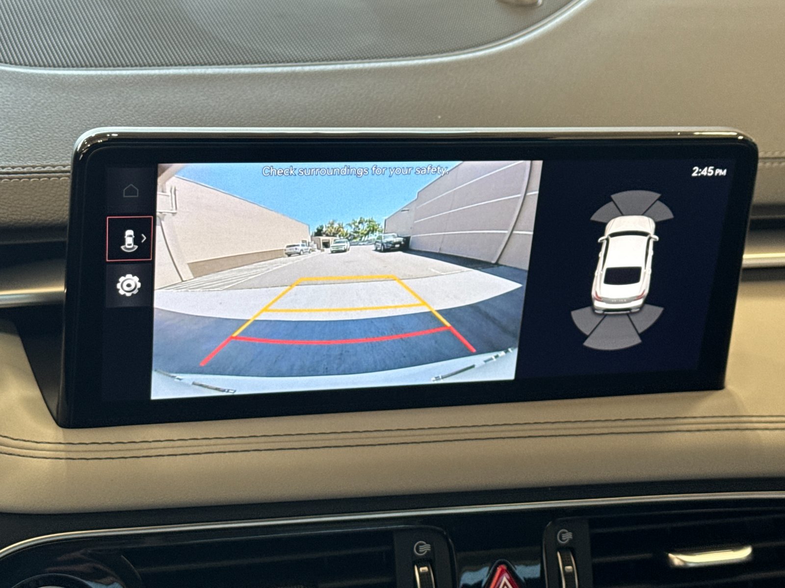 Used 2023 White Genesis 2.0T image 18