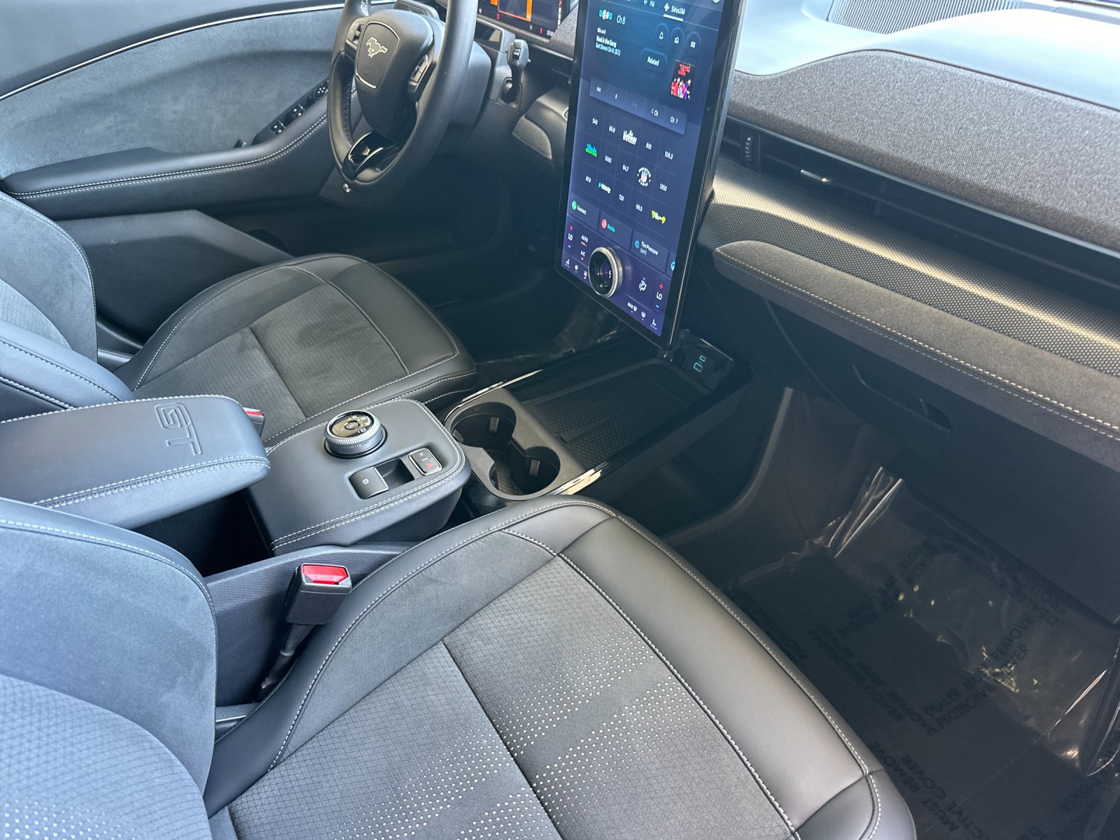 Used 2023 White Ford GT image 15
