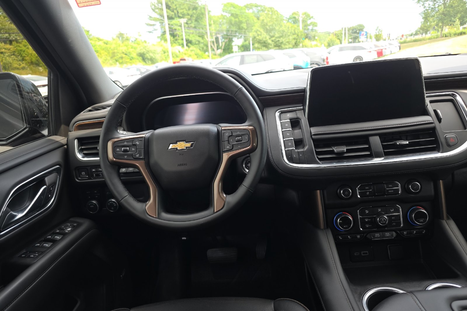 Used 2024 Black Chevrolet High Country image 14