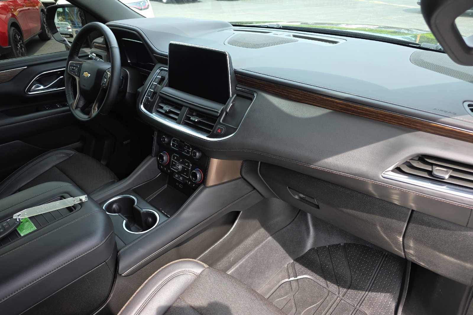 Used 2024 Black Chevrolet High Country image 17