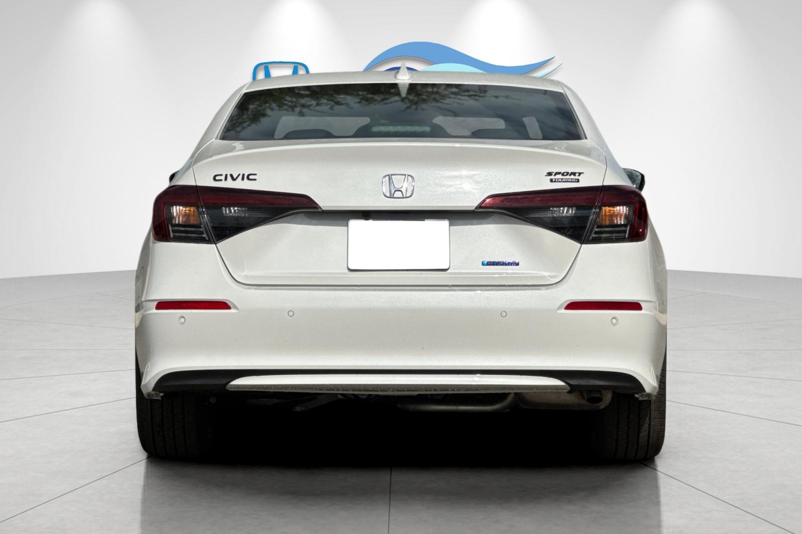 New 2026 Platinum White Pearl Honda 2WD Sport Hybrid image 4
