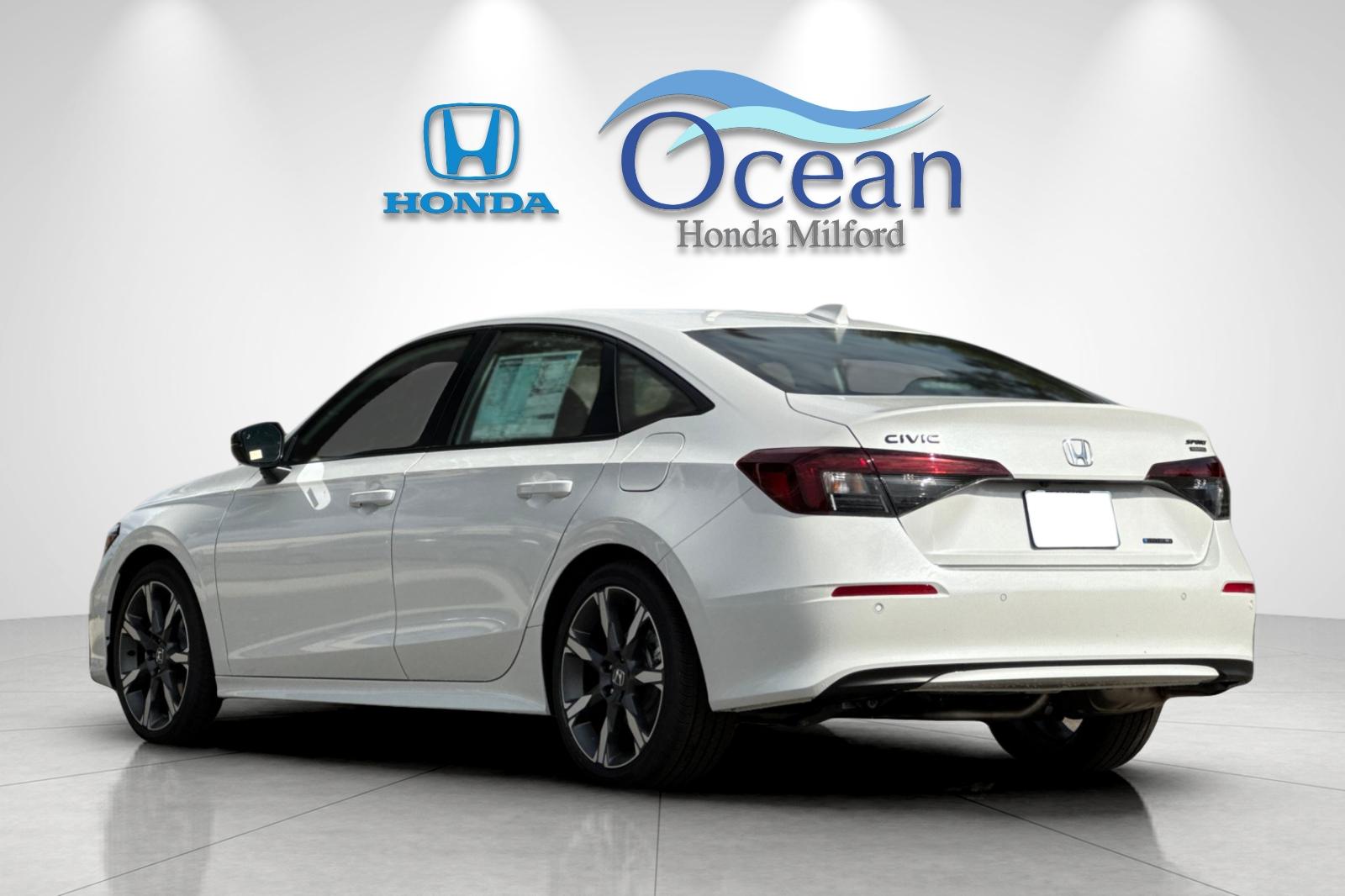 New 2026 Platinum White Pearl Honda 2WD Sport Hybrid image 3
