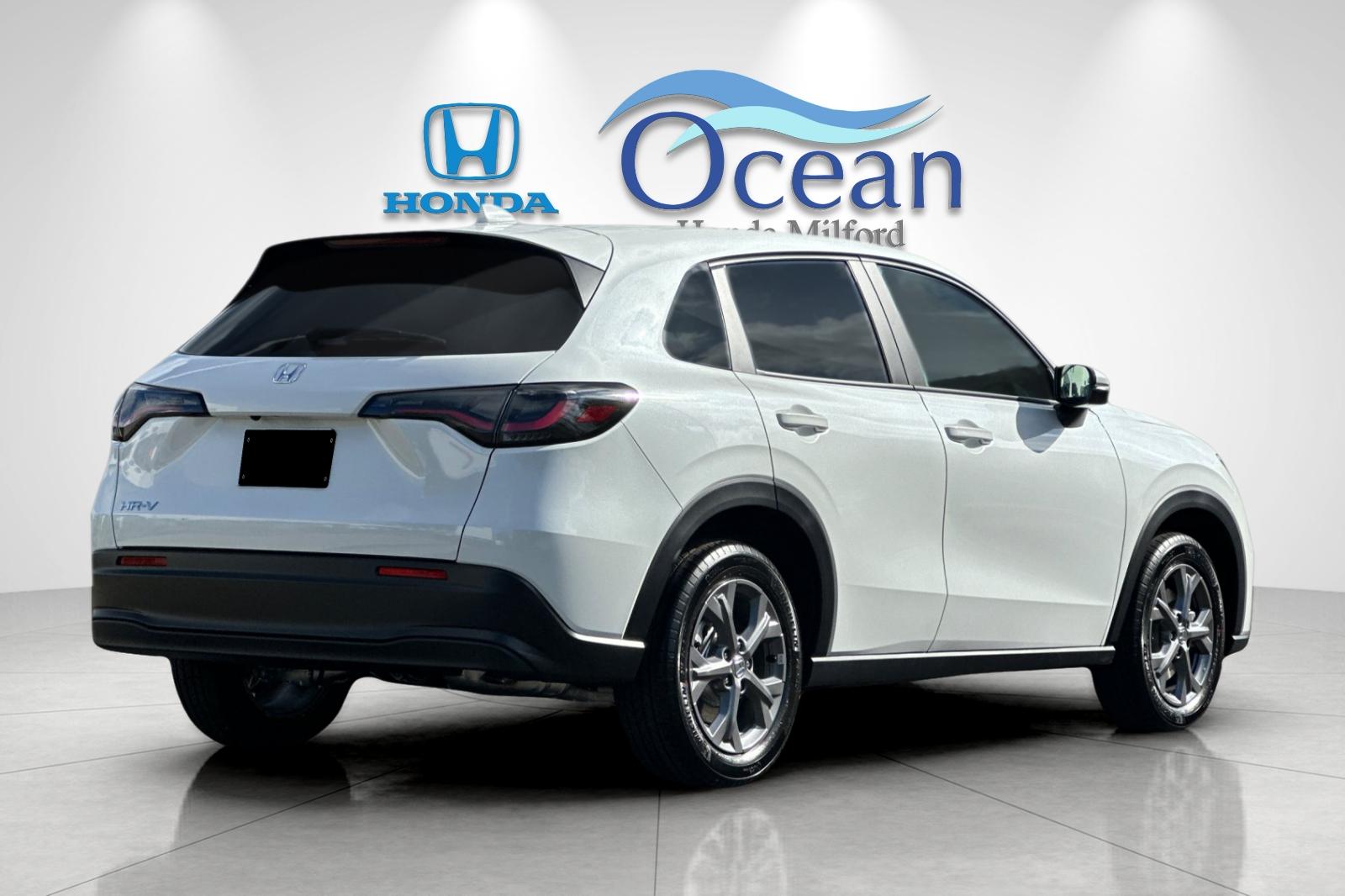 New 2027 Platinum White Pearl Honda LX AWD image 5