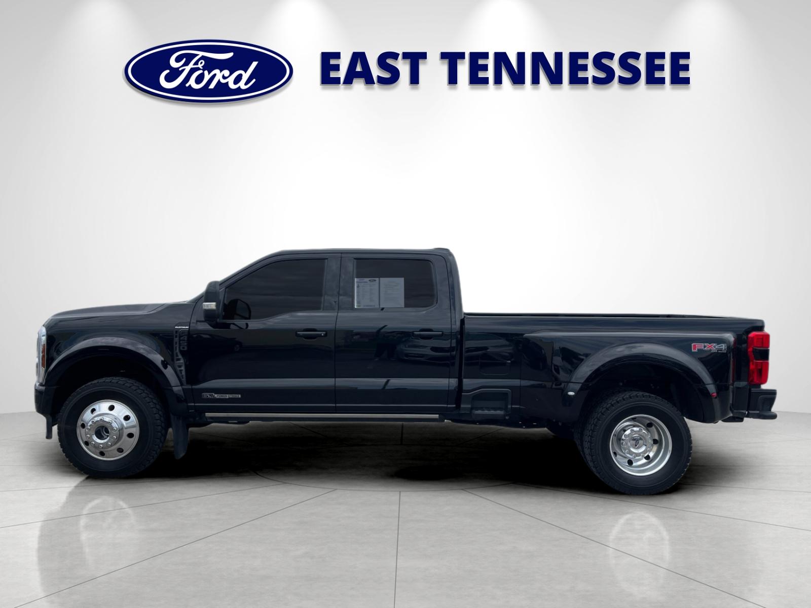 Used 2025 Black Ford Platinum image 6