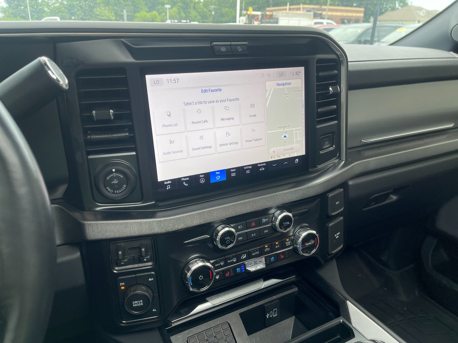 Used 2025 Black Ford Platinum image 20