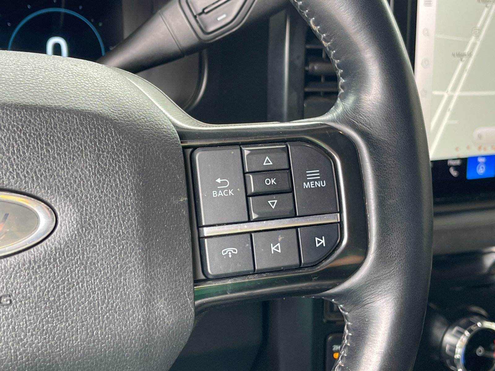 Used 2025 Black Ford Platinum image 27