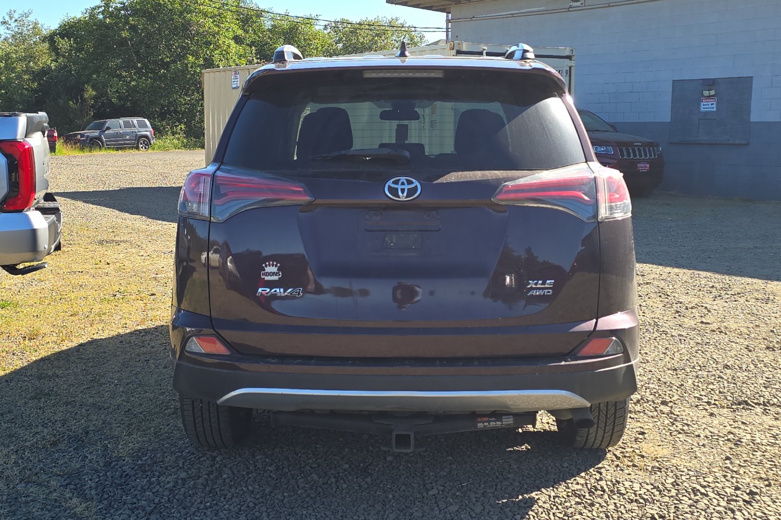 Used 2017 Black Toyota XLE image 6