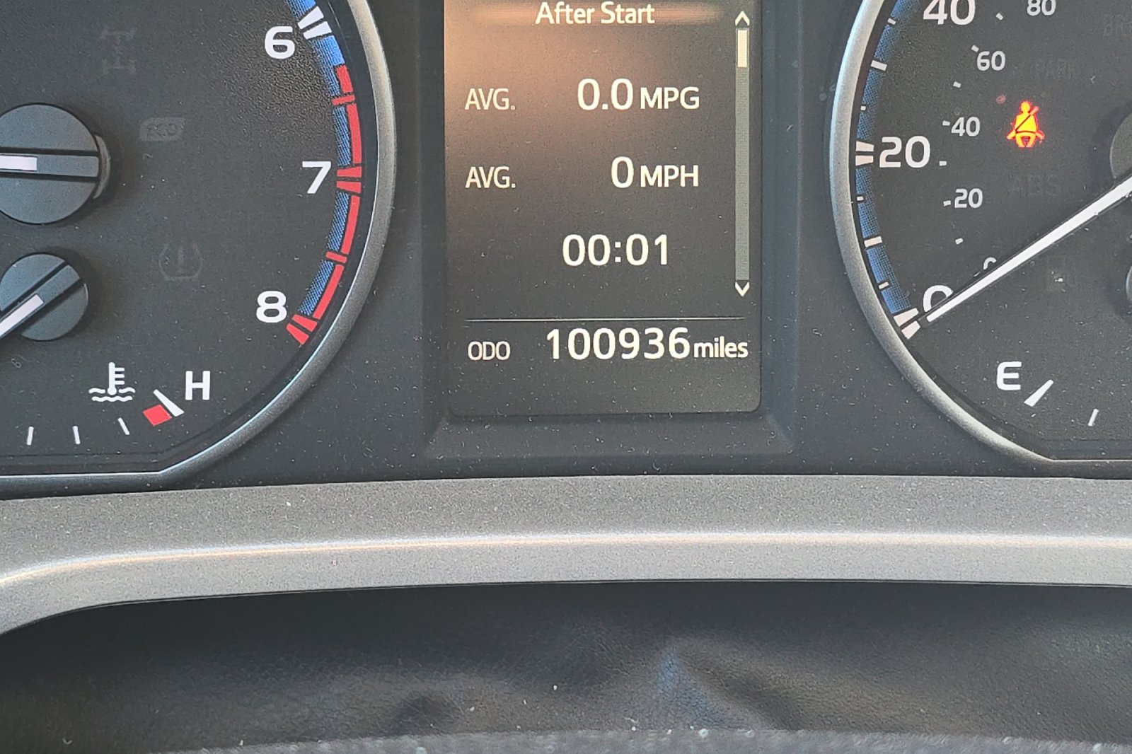 Used 2017 Black Toyota XLE image 11