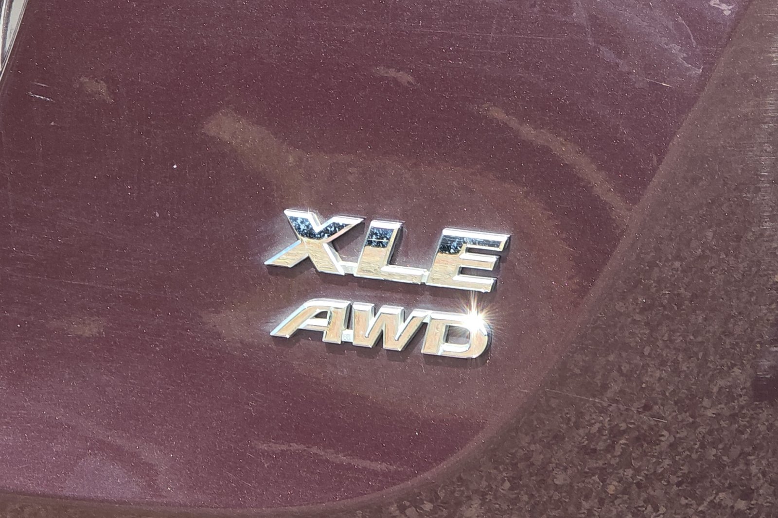 Used 2017 Black Toyota XLE image 23