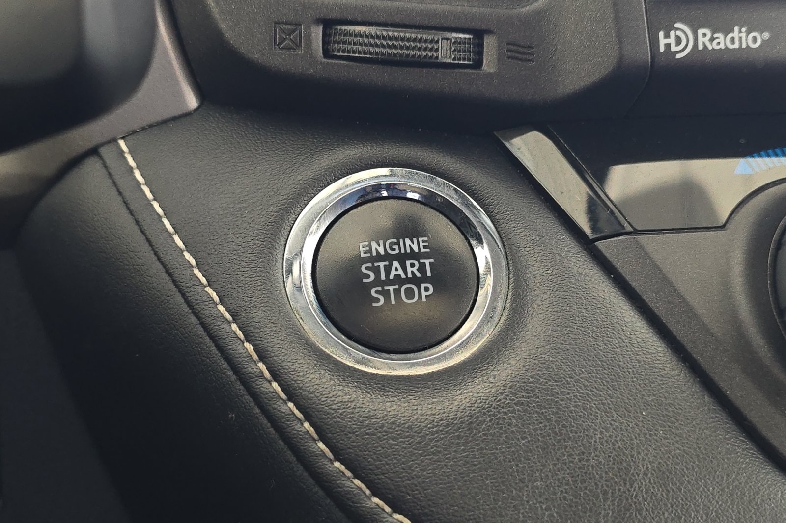 Used 2017 Black Toyota XLE image 19