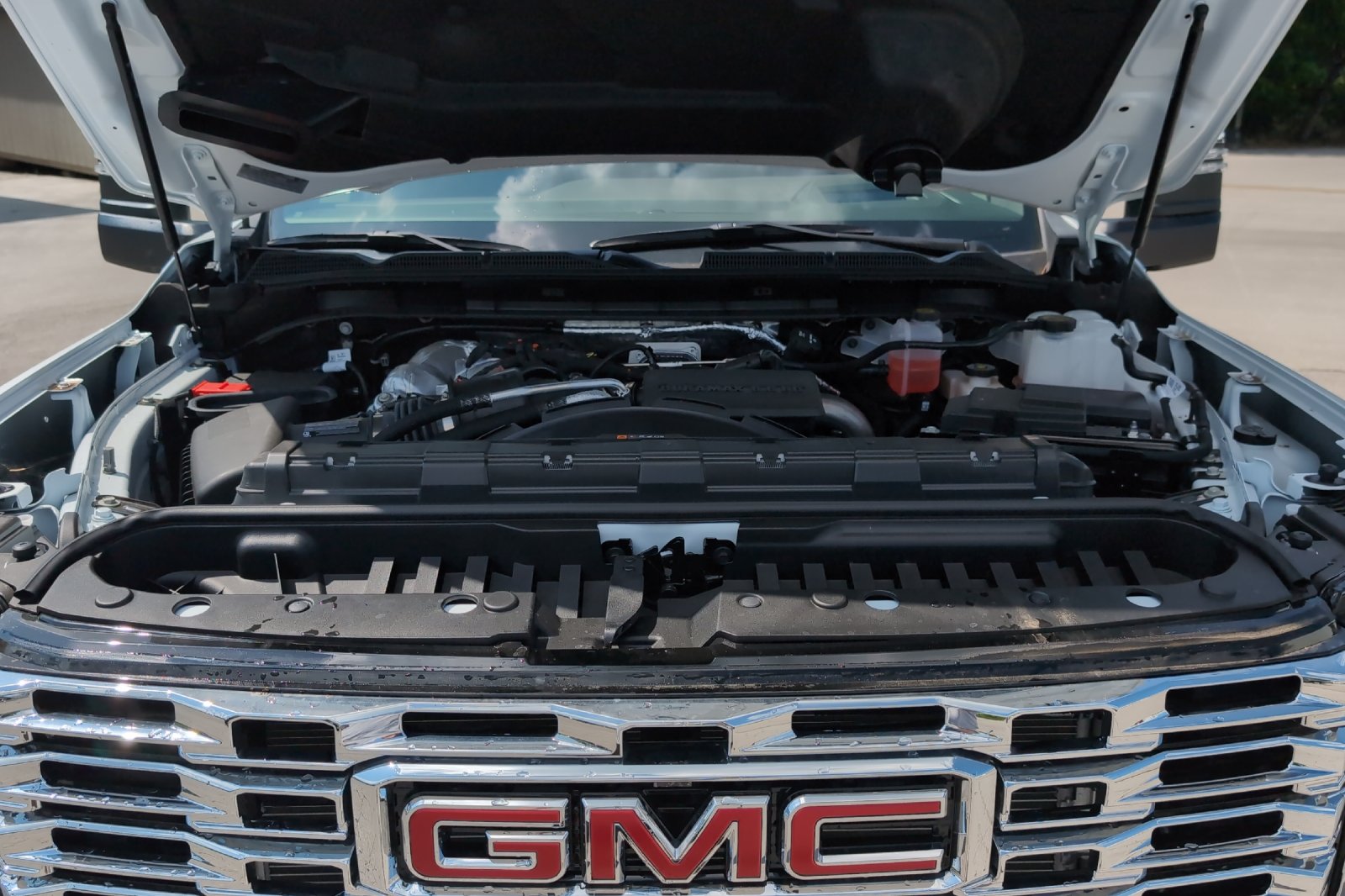 New 2026 White GMC Denali image 28