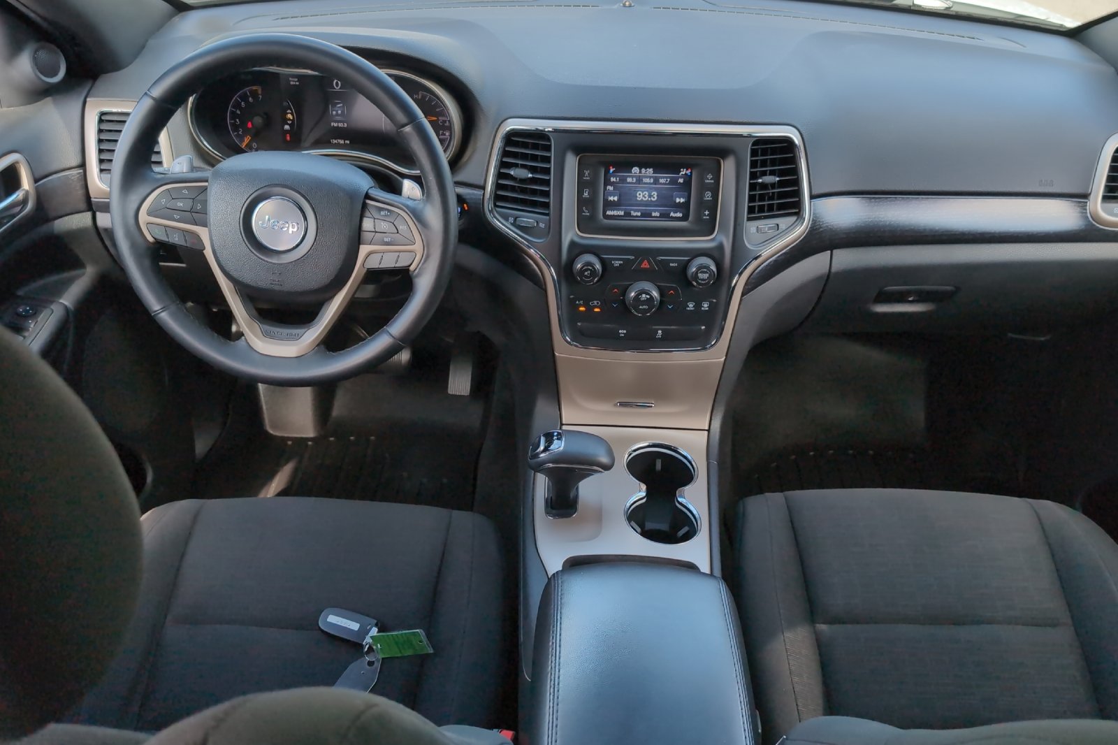 Used 2014 White Jeep Laredo image 14