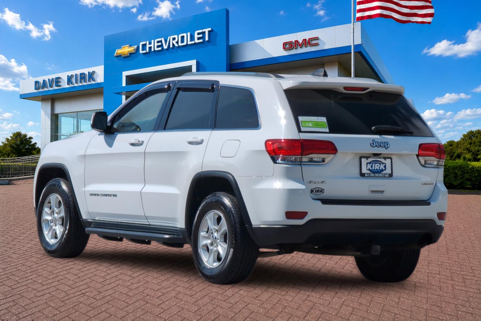 Used 2014 White Jeep Laredo image 5