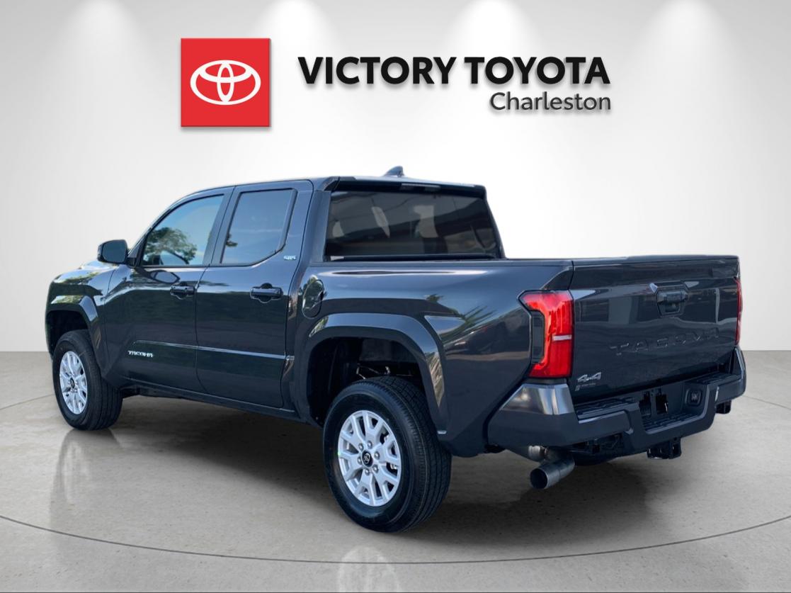 New 2026  Toyota SR5 image 3