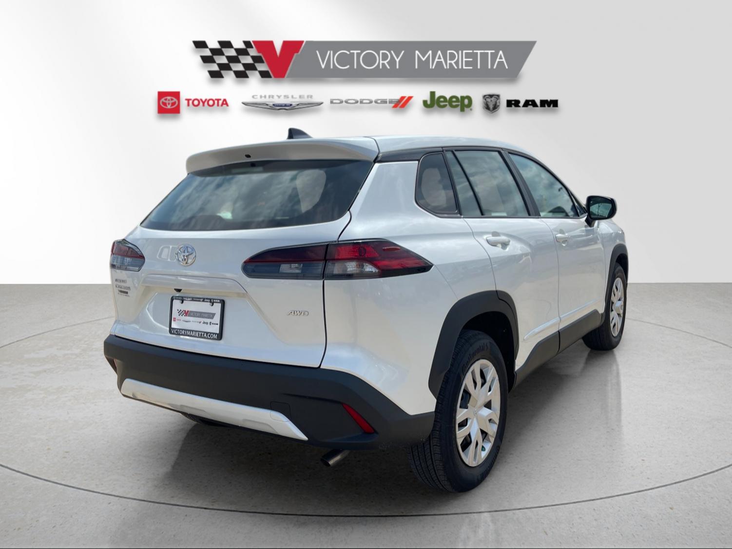 Used 2026 Beige Toyota L image 5