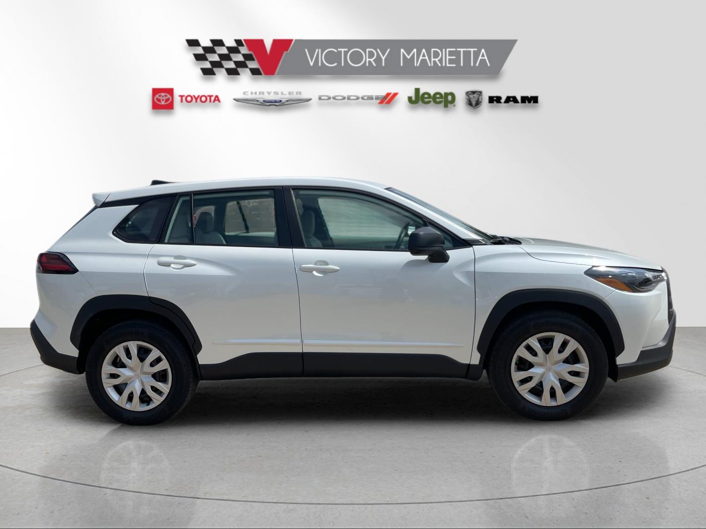 Used 2026 Beige Toyota L image 6