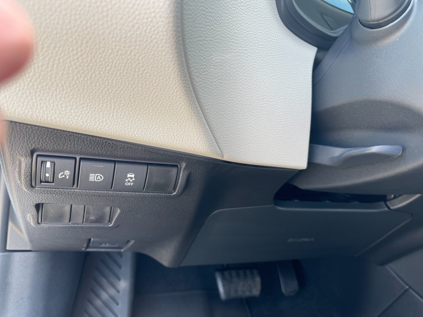 Used 2026 Beige Toyota L image 30