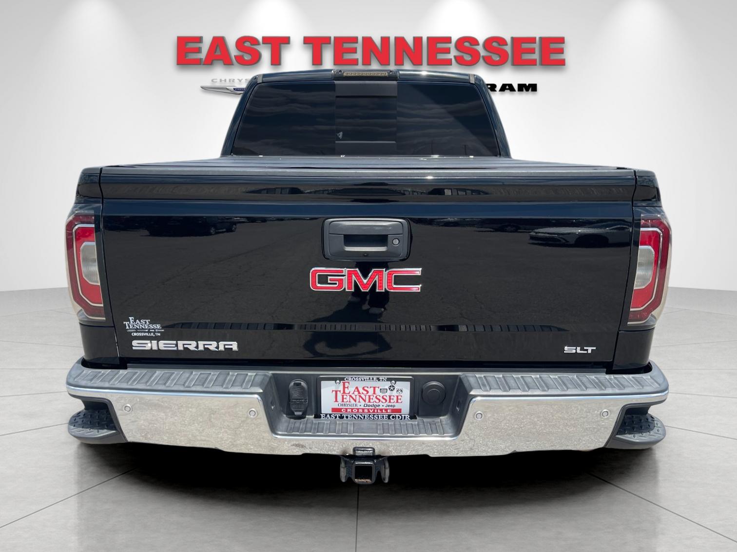 Used 2018 Black GMC SLT image 4